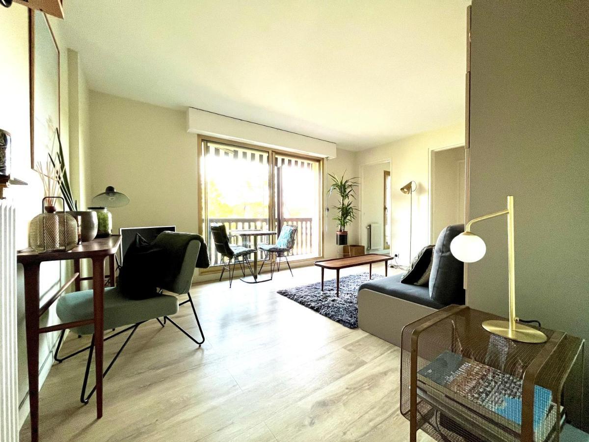 Beau Studio Terrasse Vue Jardin - A 2 Pas De La Mer โดวีลล์ ภายนอก รูปภาพ